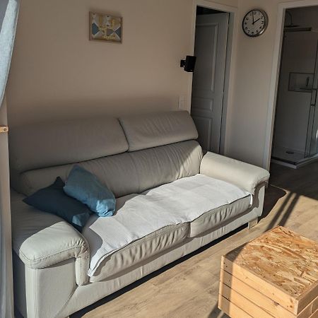 Comme A La Maison Clonas-sur-Vareze 外观 照片
