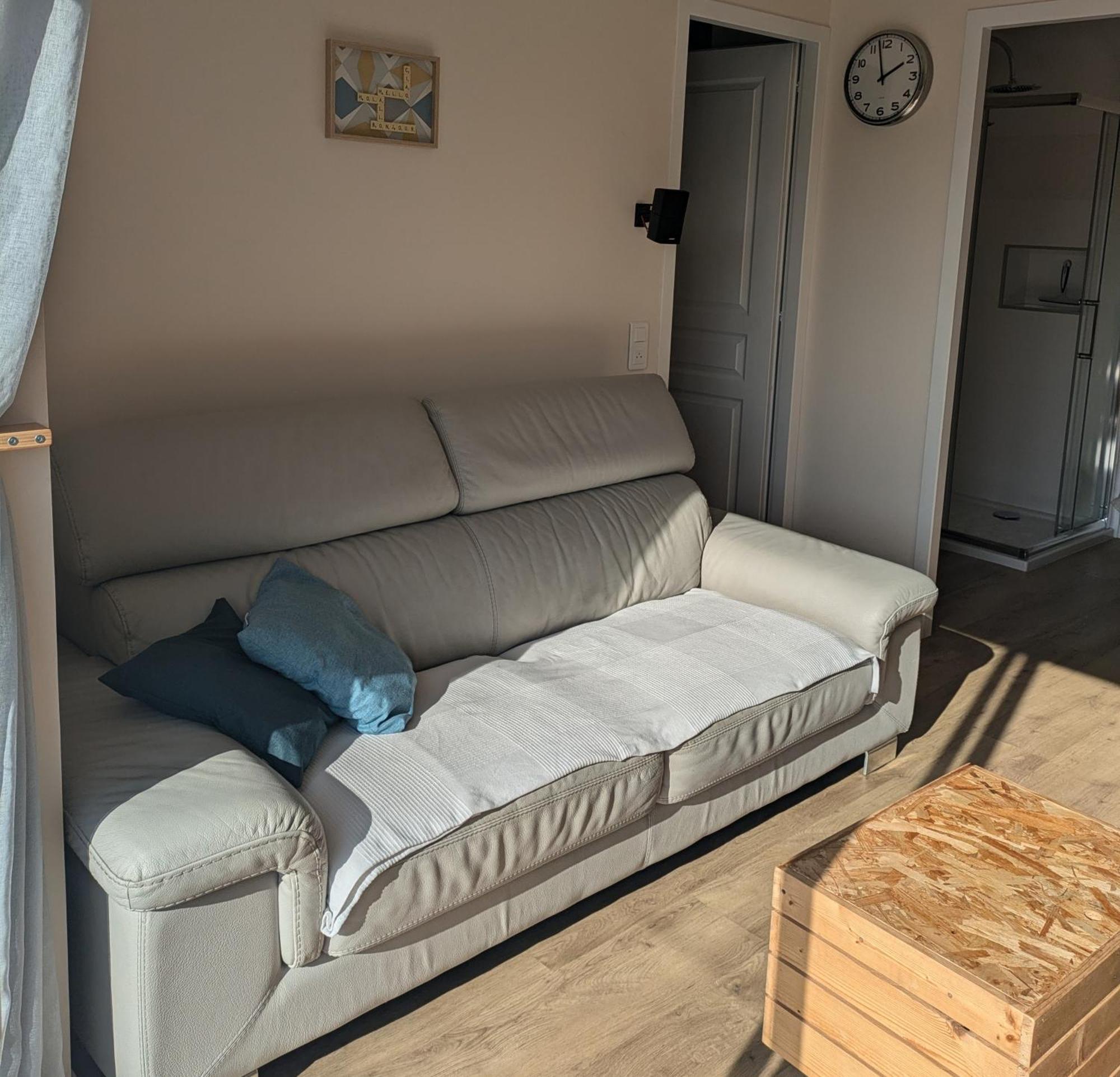 Comme A La Maison Clonas-sur-Vareze 外观 照片